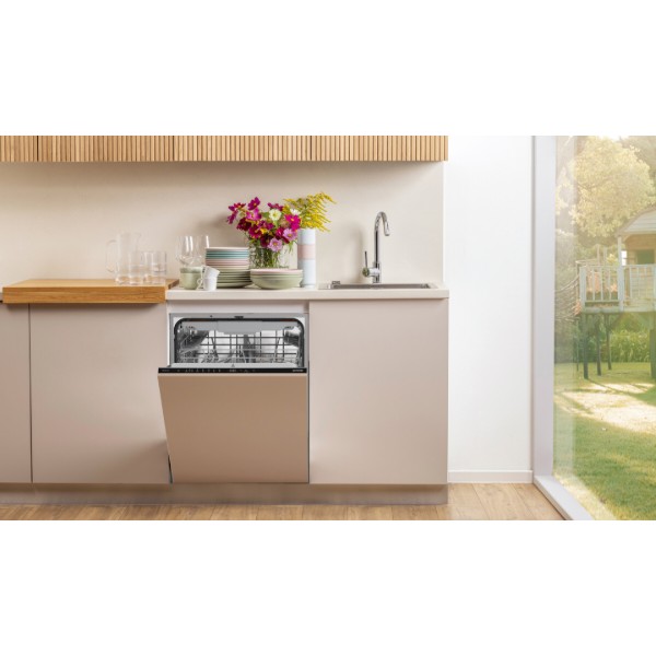Фото - Посудомийна машина вбудована Gorenje GV16D9